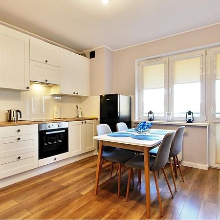 Ferienwohnung Apartament Kotwica Z Prywatnym Miejscem W Hali Garazowej Swinemünde Exterior foto